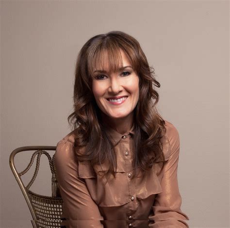 caroline leaf author.